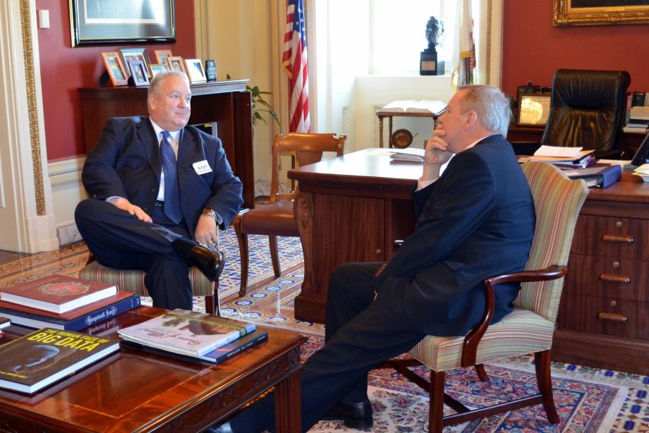 U.S. Senator Dick Durbin (D-IL) met with Mike Dunn, Director of Chicago Rockford International Airport, to discuss regional transportation and infrastructure priorities